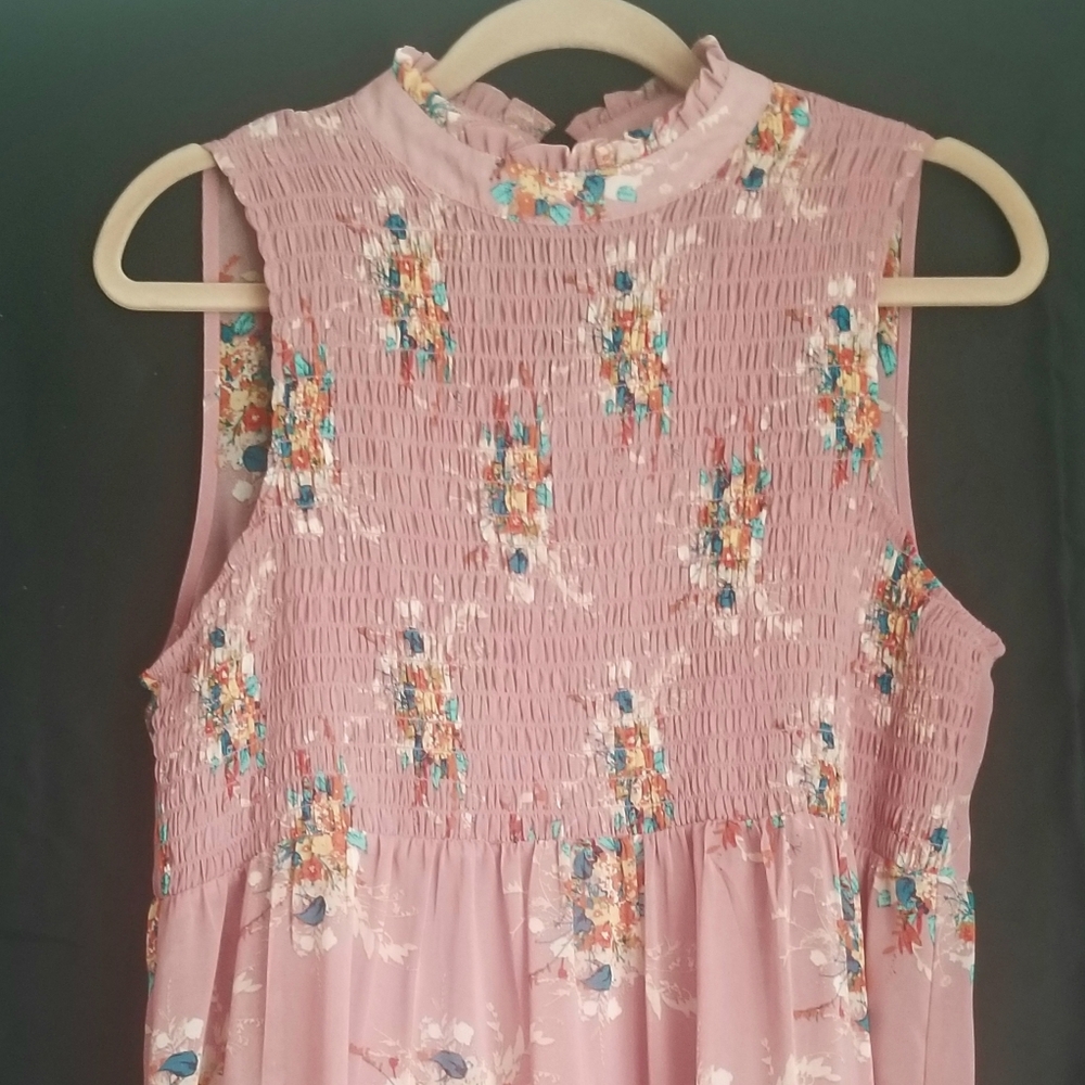 Dress - Picture 6 of 6